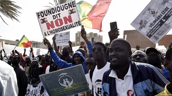 LOI CONTRE LES ACTES CONTRE NATURE : Diomaye double la peine de prison pour homosexuels