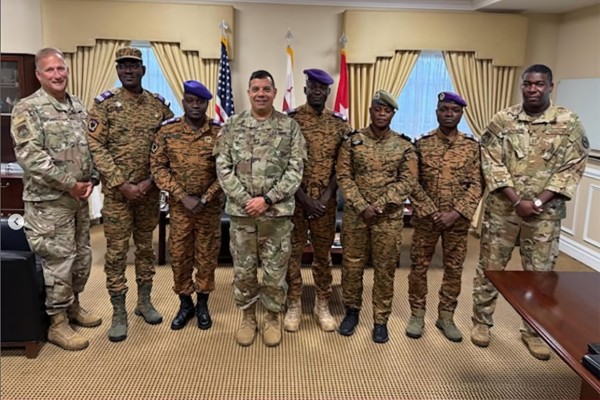 Le retour « discret » de Washington au Sahel : entre lobbys religieux, minerais et realpolitik