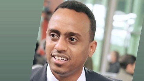 MONSIEUR ABDRAMANE CHERIF BICHARA, PORTE-PAROLE DU CONSEIL DE COMMANDEMENT MILITAIE POUR LE SALUT DE LA REPUBLIQUE (CCMSR) : «La solution : la résistance armée »