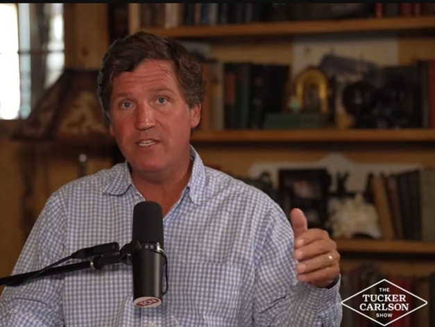 Les États-Unis sont en guerre depuis 249 ans, soit 91% de leur histoire. Tucker Carlson dit : on arrête !