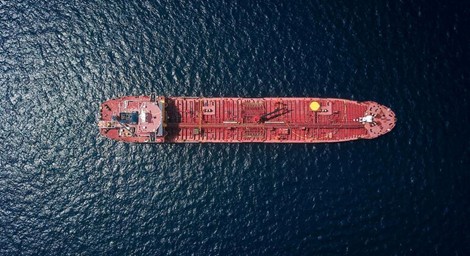 Mer Rouge, mer Noire, détroit d'Ormuz : des navires et des marins pris dans l'étau des conflits